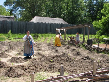 Gardening the colonial way real-people-dont-diet-gardening