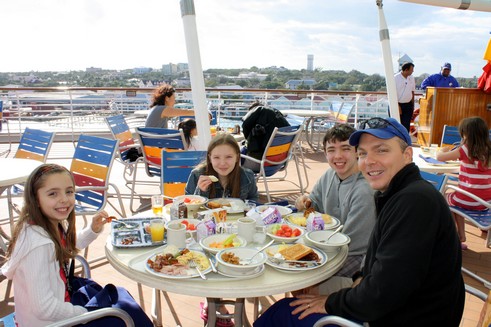 Breakfast on deck real-people-dont-diet-Disney-Wonder-6