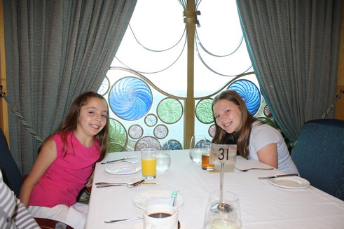Breakfast in luxury real-people-dont-diet-Disney-Wonder-12